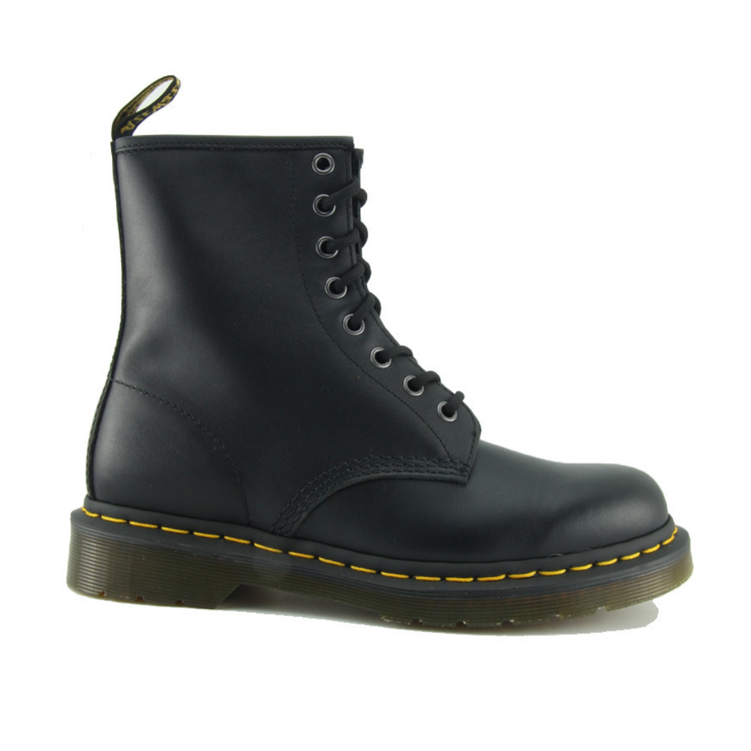 1460 in Smooth Black from Dr Marten